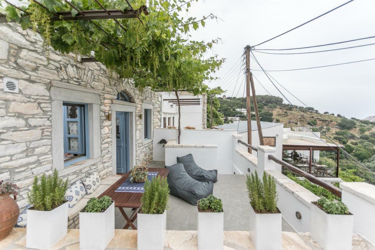 Apérathos Traditional Inn Pirethron מראה חיצוני תמונה