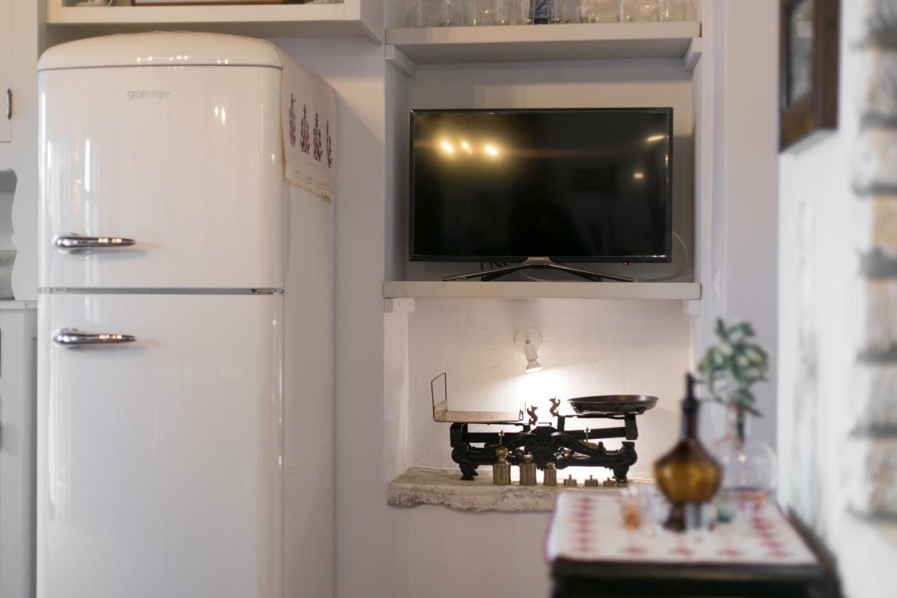Apérathos Traditional Inn Pirethron מראה חיצוני תמונה