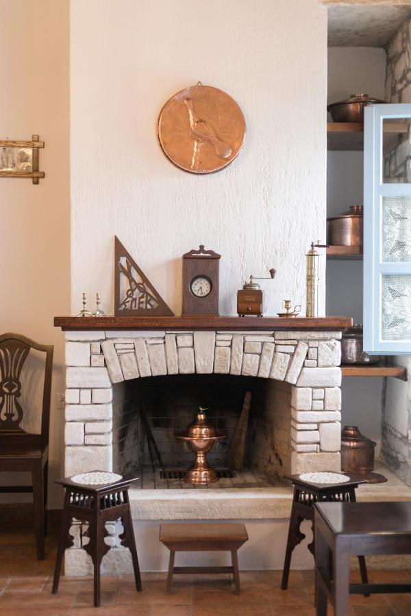 Apérathos Traditional Inn Pirethron מראה חיצוני תמונה